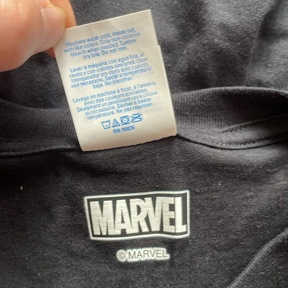 Marvel Avengers Bucky Black T-Shirt Men Size Large - Picture 7 of 7